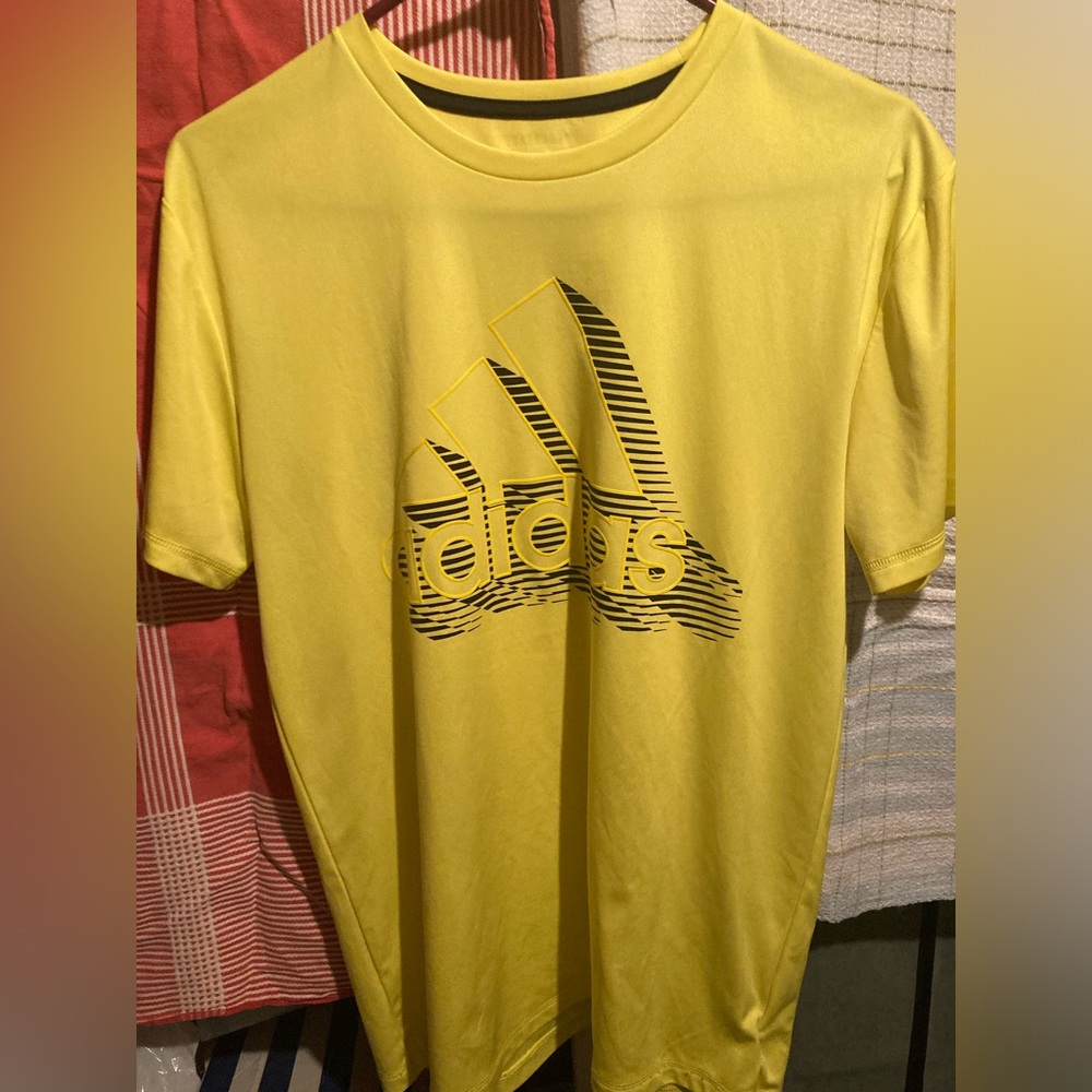 Adidas Yellow Shiet T-shirt Small Children’s Kids Extra Large Aeroready